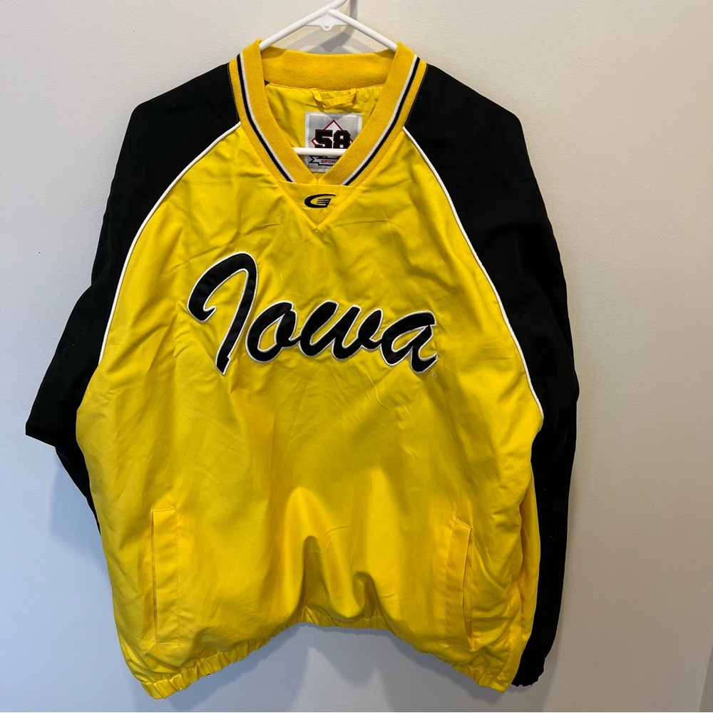 Hawkeyes Iowa Club Members Windshell V-Neck Pullover Jacket Men’s L READ